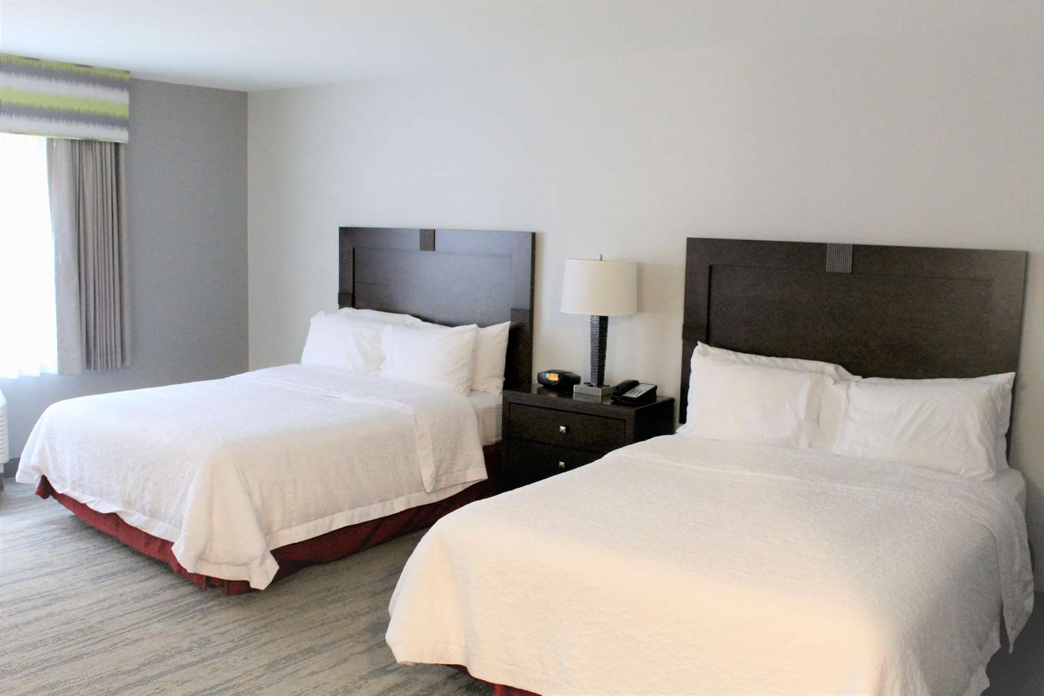 hampton inn indianapolis nw zionsville