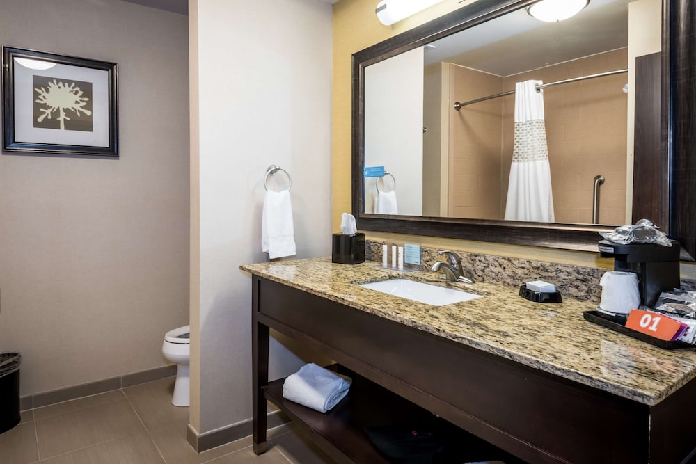 hampton inn indianapolis nw zionsville