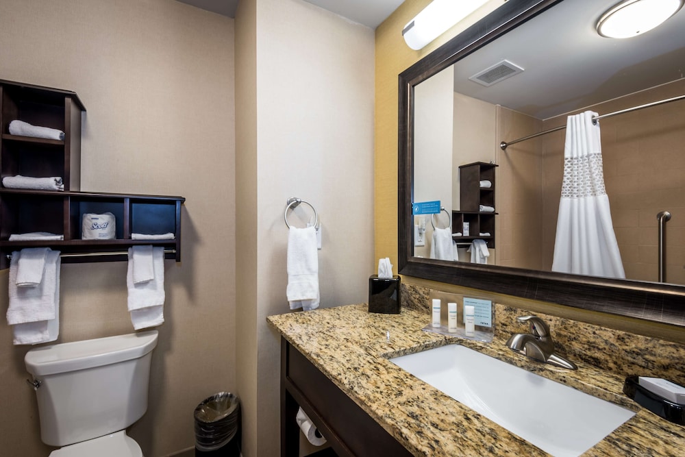 hampton inn indianapolis nw zionsville