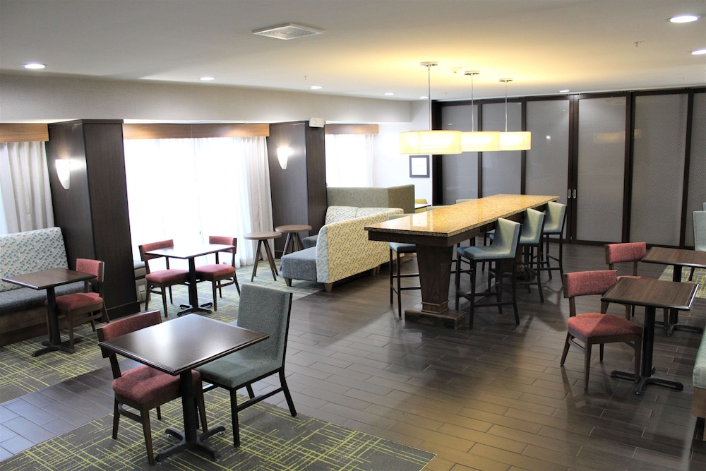 hampton inn indianapolis nw zionsville
