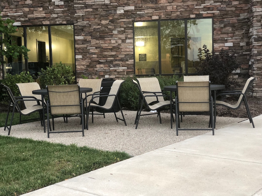hampton inn indianapolis nw zionsville