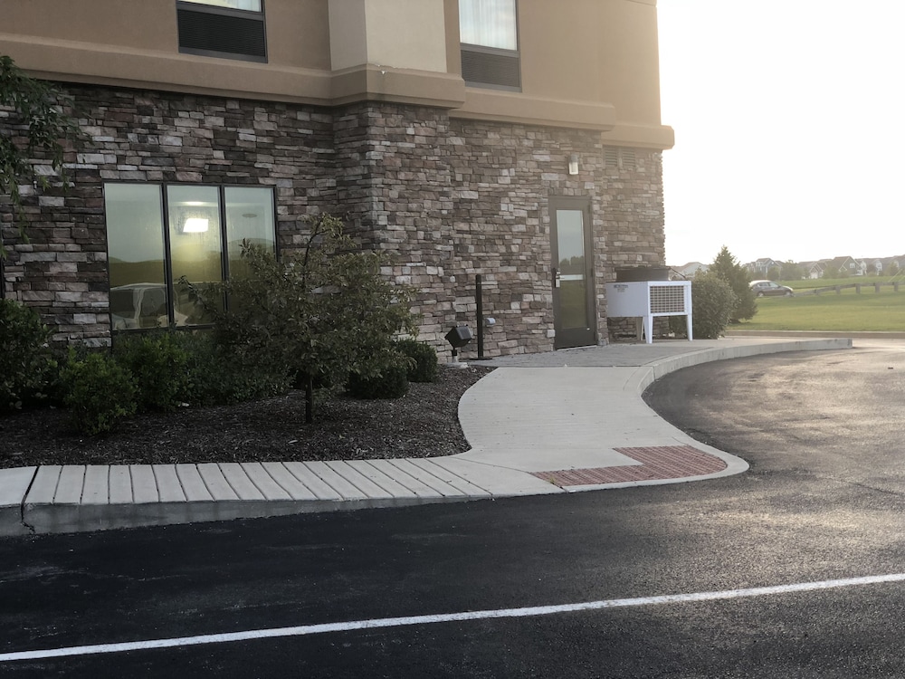 hampton inn indianapolis nw zionsville