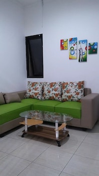 cozy residence muwardi jakarta