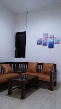 cozy residence muwardi jakarta