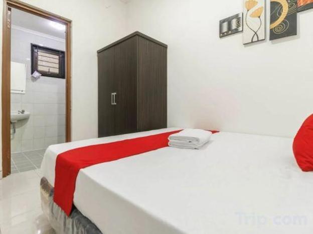 cozy residence muwardi jakarta