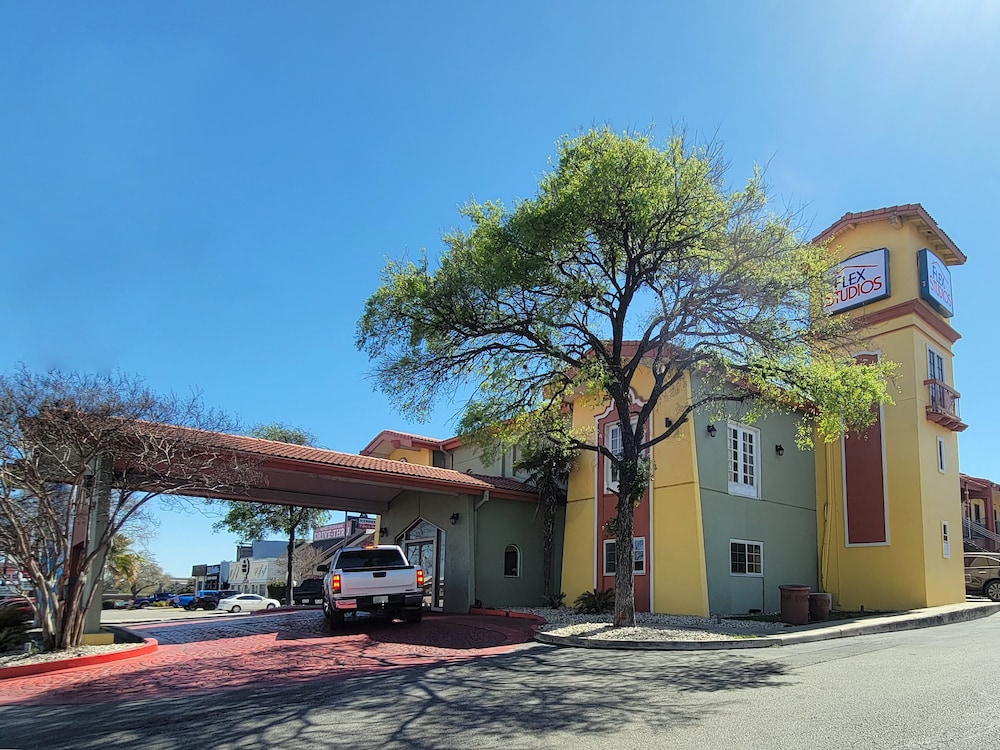 flex studios