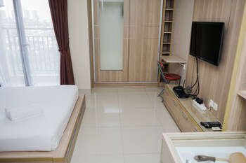 nice and cozy studio apartment at atria gading serpong residence