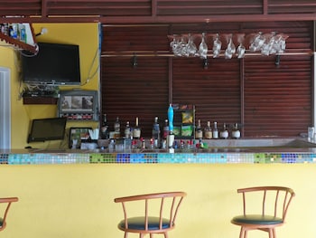 grooms beach villa and resort