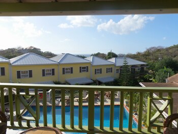 grooms beach villa and resort