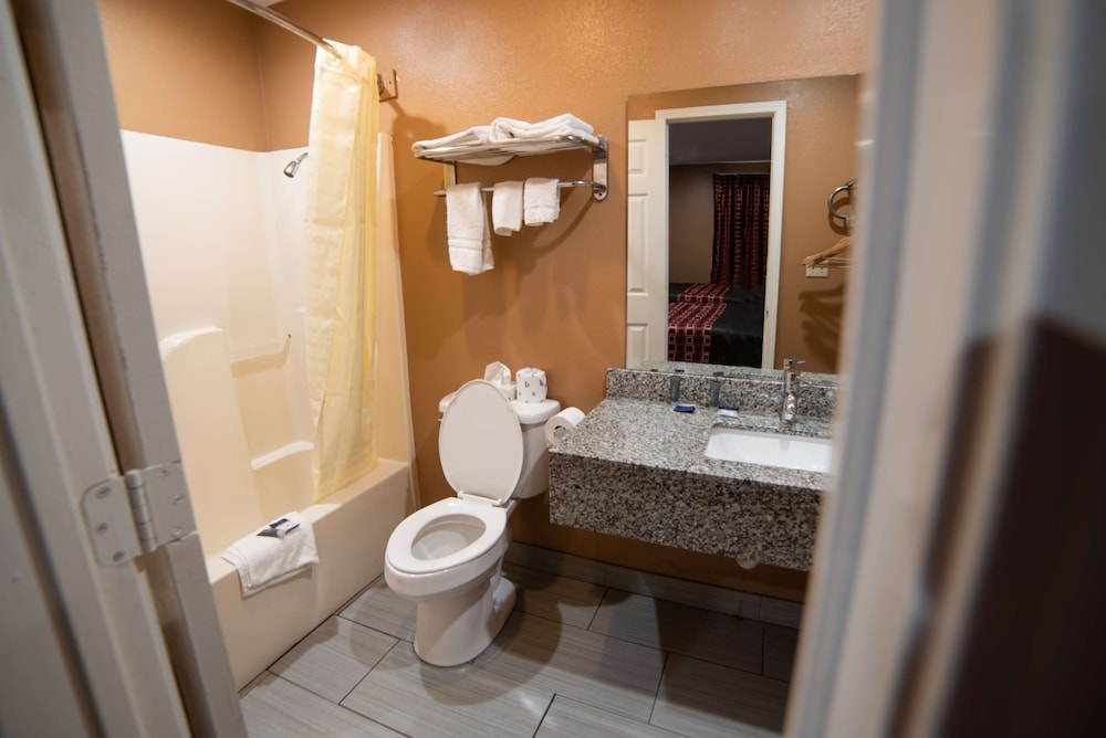 americas best value inn and suites siloam springs