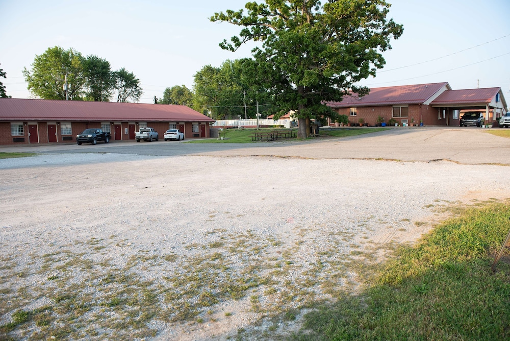 americas best value inn and suites siloam springs