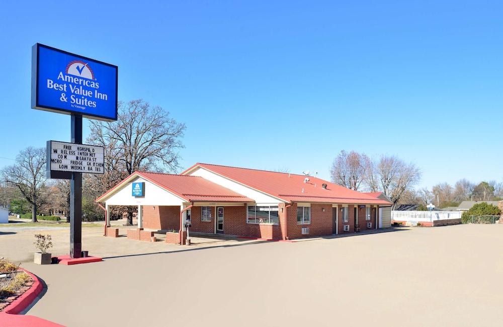 americas best value inn and suites siloam springs