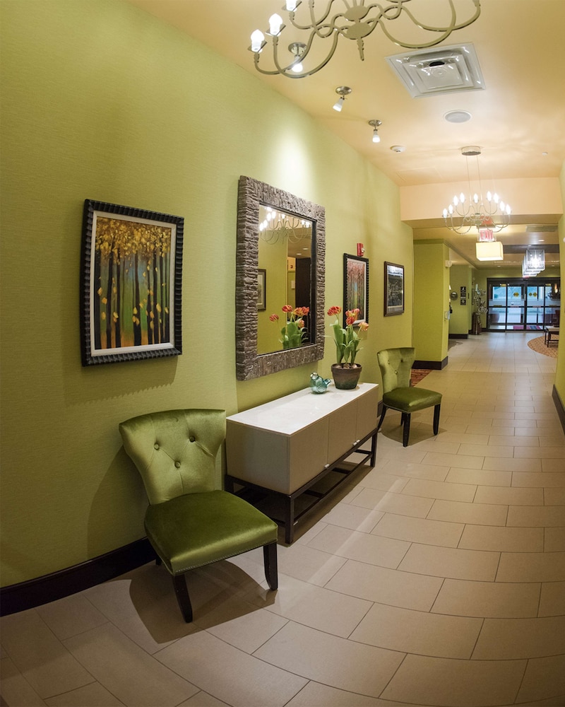 hampton inn and suites woodstock va