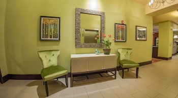 hampton inn and suites woodstock va