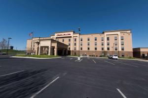 hampton inn and suites woodstock va