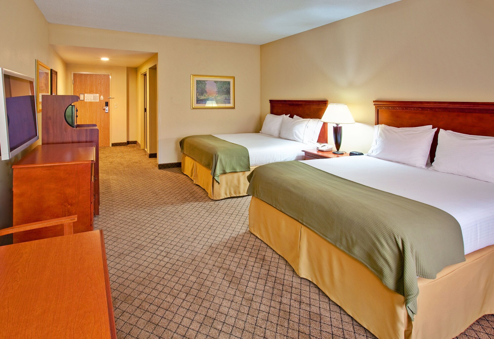 holiday inn express and suites greenwood by ihg