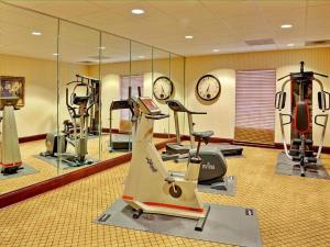 holiday inn express and suites greenwood by ihg