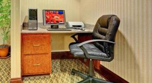 holiday inn express and suites greenwood by ihg