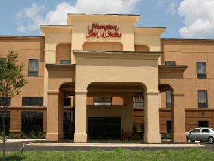 hampton inn and suites west point