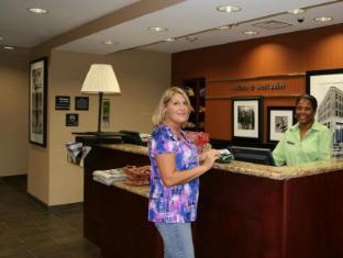 hampton inn and suites west point