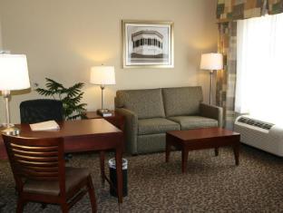 hampton inn and suites west point
