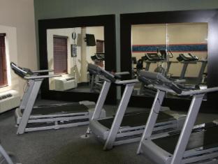 hampton inn and suites west point