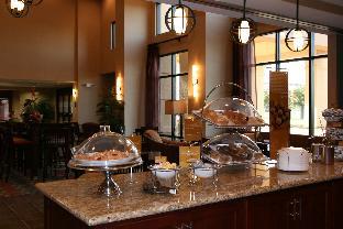 hampton inn and suites west point