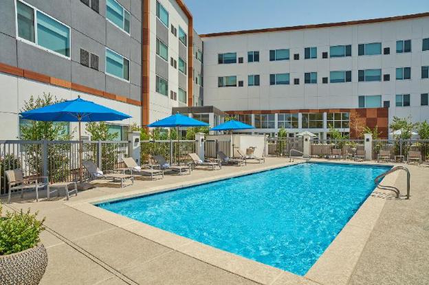 element dallas las colinas