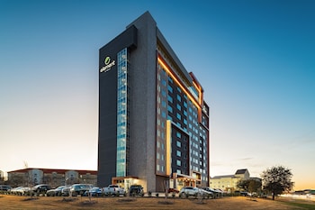 element dallas las colinas