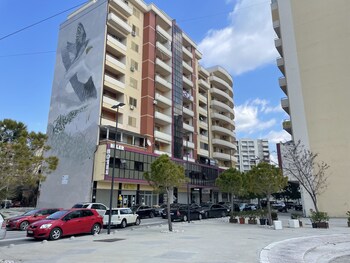 center residence