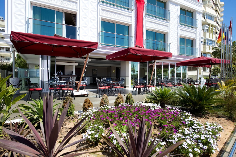 prime hotel