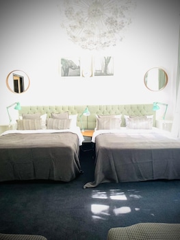 sleephotels suite garde