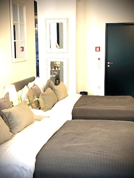 sleephotels suite garde