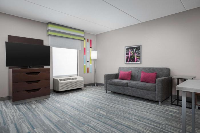 hampton inn and suites atl six flags