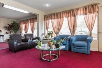 rodeway inn and suites