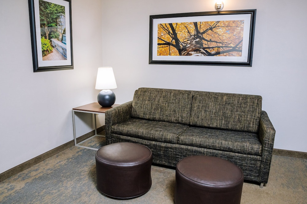 holiday inn and suites stockbridge atlanta i 75