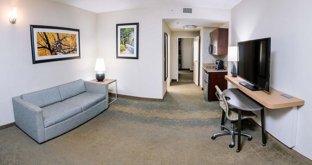 holiday inn and suites stockbridge atlanta i 75
