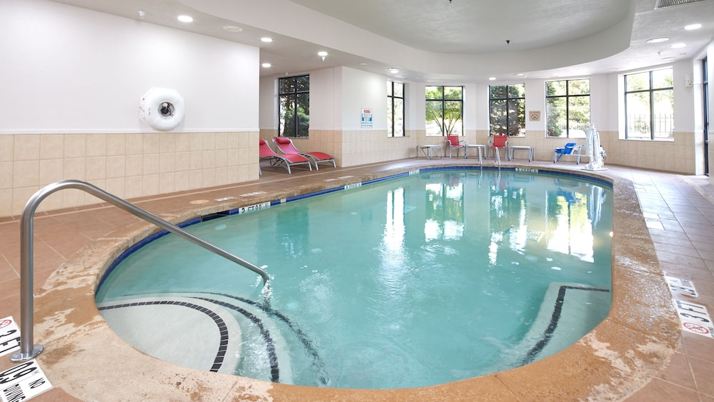 holiday inn and suites stockbridge atlanta i 75