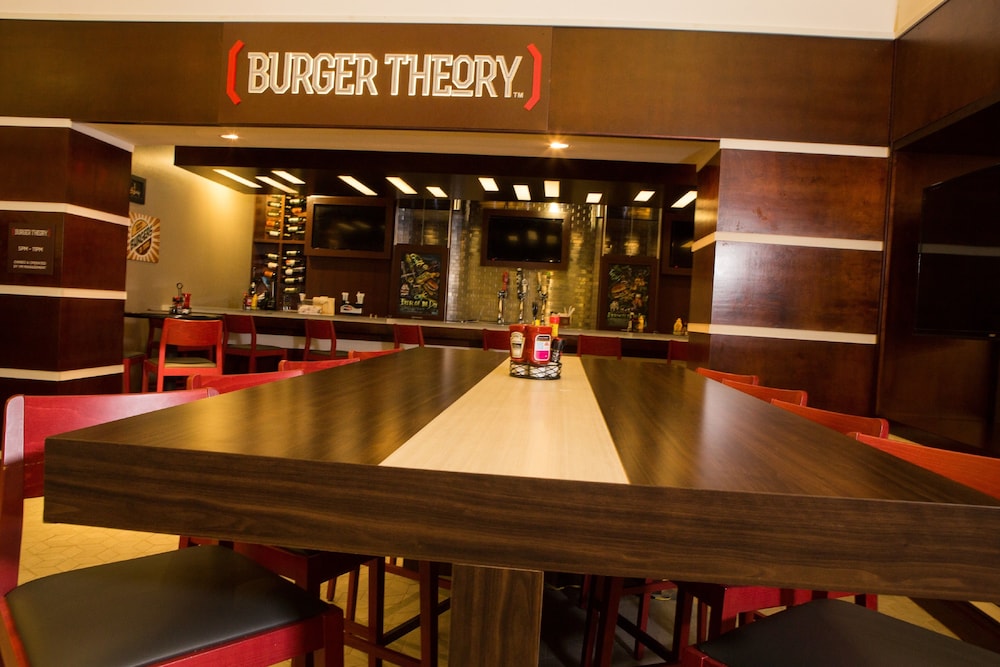 holiday inn and suites stockbridge atlanta i 75