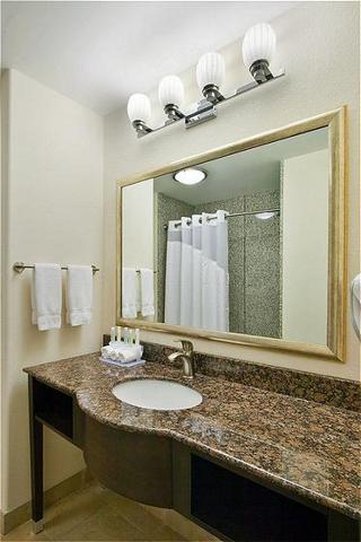 holiday inn express hotel and suites fairburn by ihg