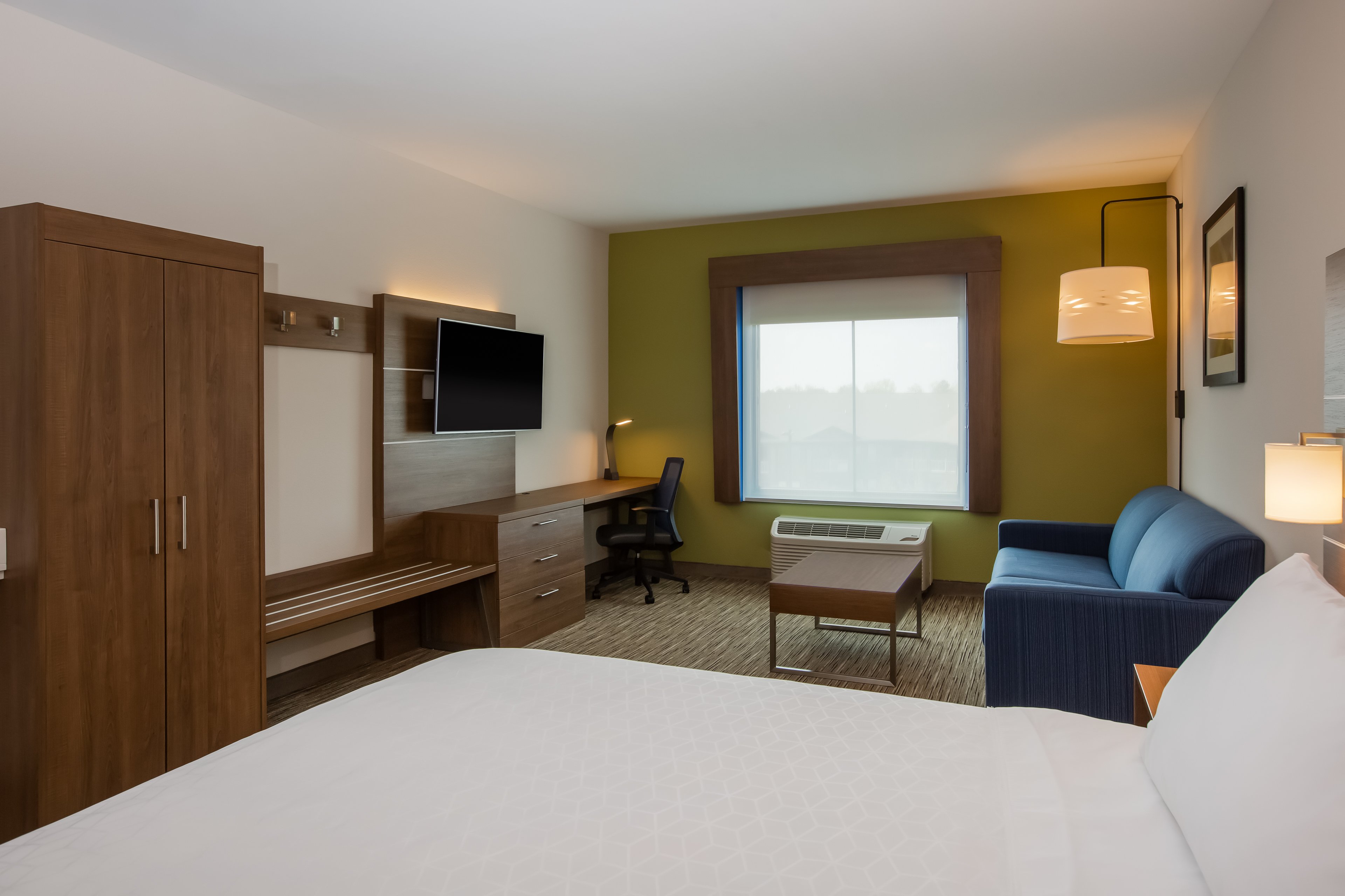 holiday inn express hotel and suites fairburn by ihg