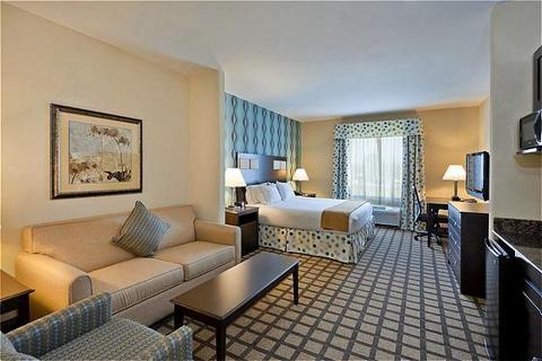 holiday inn express hotel and suites fairburn by ihg