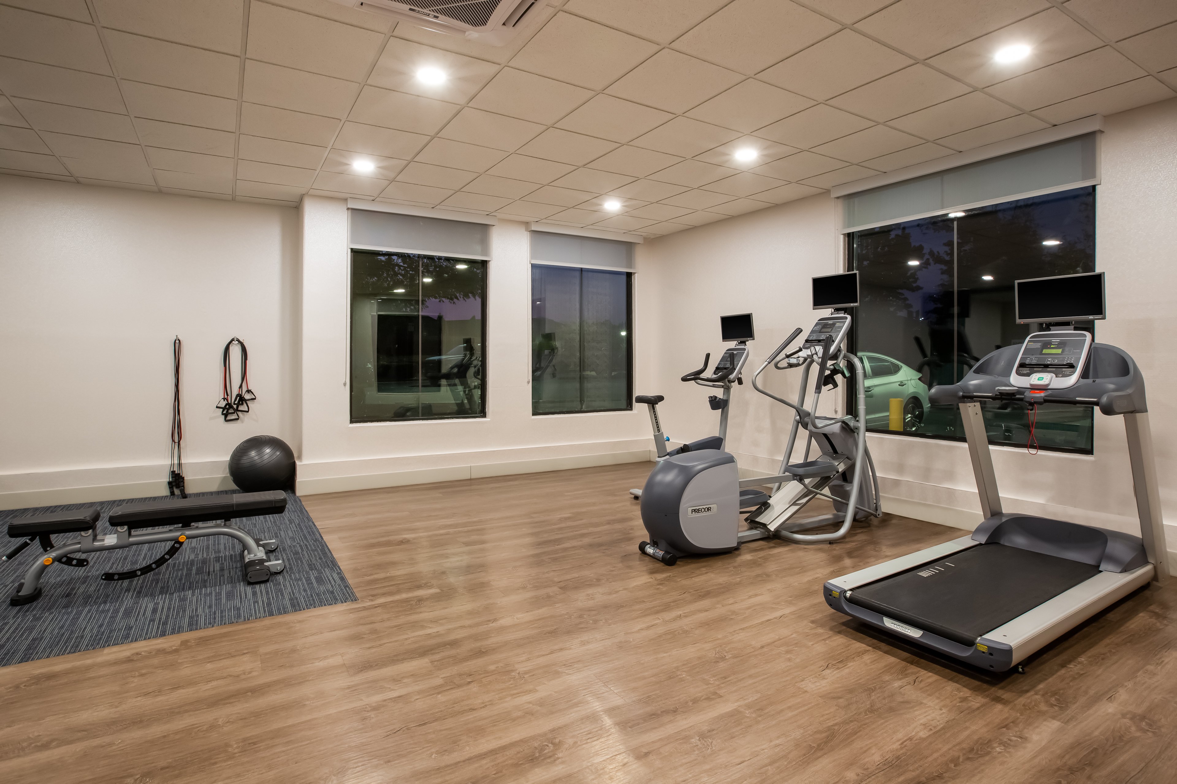 holiday inn express hotel and suites fairburn by ihg