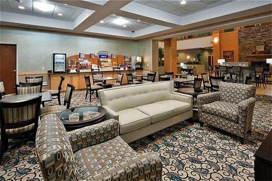 holiday inn express hotel and suites fairburn by ihg