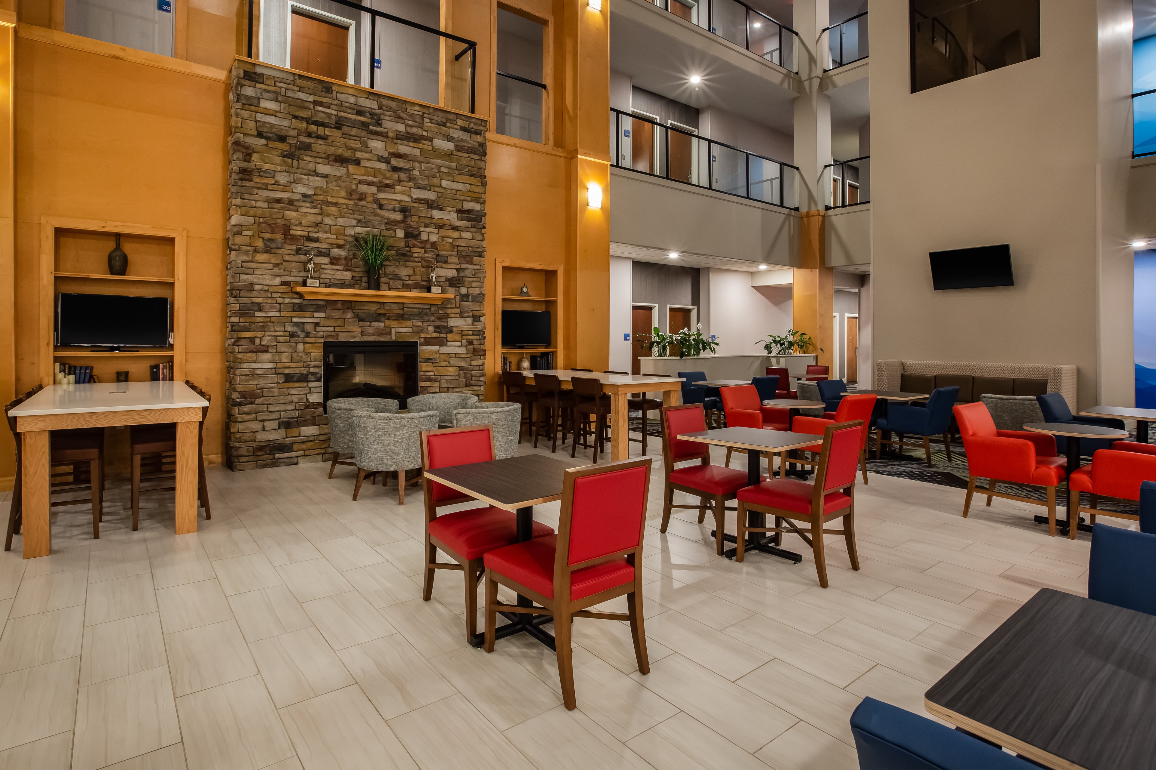 holiday inn express hotel and suites fairburn by ihg