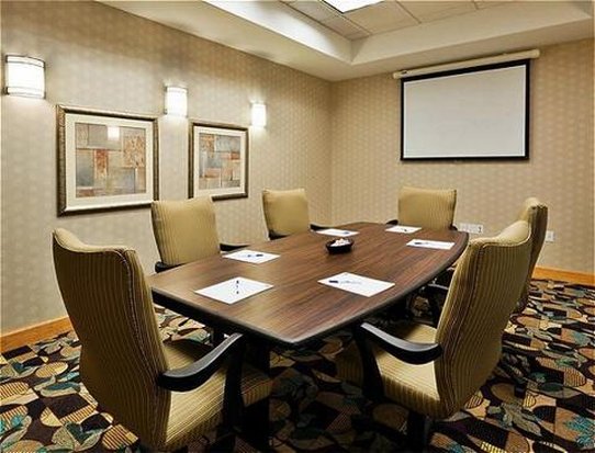 holiday inn express hotel and suites fairburn by ihg