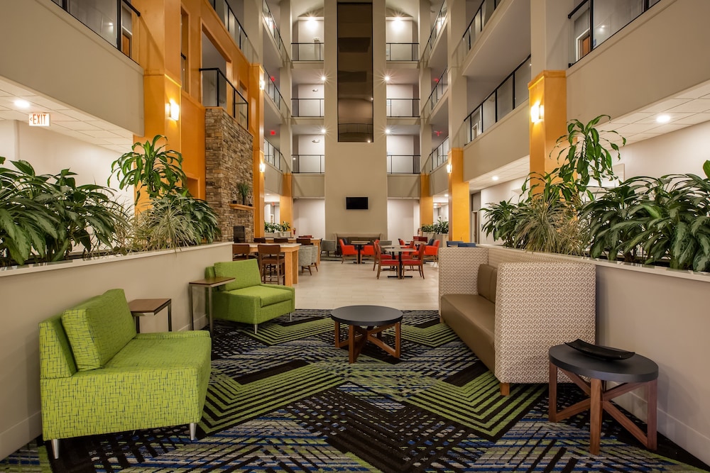holiday inn express hotel and suites fairburn by ihg