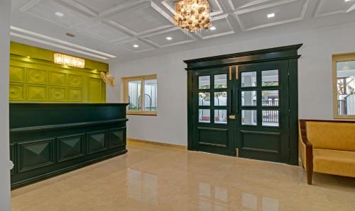 treebo chandraprasth residency