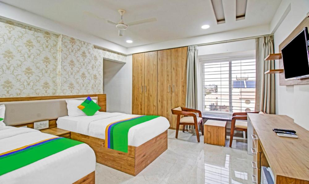 treebo chandraprasth residency