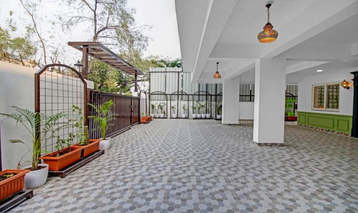 treebo chandraprasth residency